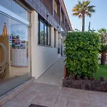 皇家日落海滩俱乐部钻石度假公寓 公寓式酒店 4*