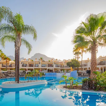 Ξενοδοχείο με διαμερίσματα Royal Sunset Club 4*